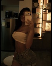 CHICA ARDIENTE