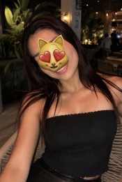 RECIÉN LLEGADA CALIENTE LATINA FIESTERA AL MÁXIMO