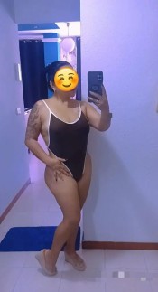 PRECIOSA COLOMBIANA TRATO INSUPERABLE  EN EL EJIDO
