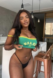 HERMOSA BRASILEÑA MUY JUGUETONA Y MUY FESTEIRA *_* EL JACA CAPITAL