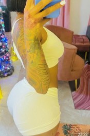 NOVEDAD GUAPA CACHONDA JOVEN Y CALIENTE