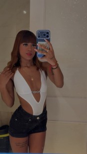 SOY TU PERDICIÓN: VICIO, CURVAS Y FIESTA EN ADEJE