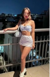 HOLA SOY CATALINA POR PRIMERA VEZ EN ESTE TRABAJO SOY NOVEDAD EN BARAKALDO.