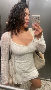 HOLA MI AMOR, ESTOY DE PASO POR AQUI VIA JULIA