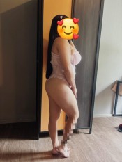 UNA ENCANTO DE MUJER