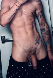 POR MALAGA, CHICO DE LUJO COLOMBIANO FIBRADO