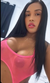 MORENA MUY CARIÑOSA Y ESPECIAL, NOVEDAD EN HUELVA