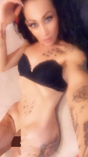 TRANSEXUAL ALEJANDRA EN BLANES 637 73 79 21