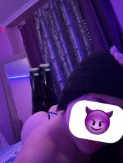 COLOMBIANA COMPLACIENTE FIESTERA