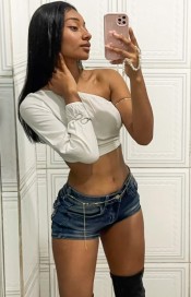 JULIE MORENITA CARIBEÑA  CARIñOSA INDEPENDIENTE