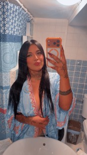 MUY ZORRA Y PUTA