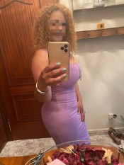 JUGUETONA FIESTERA LISTA PARA PERDER CONTROL