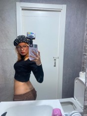 LATINA CHIQUITITA ADICTA AL SEXO