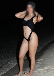SEXY Y ATRACTIVA MORENAZA 30ROSAS