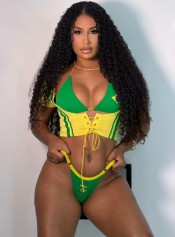 THAY – MODELO BRASILEñA DE LUJO EN IBIZA