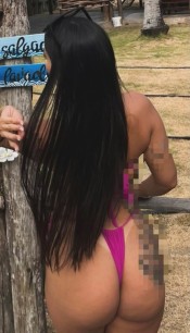 VEN Y QUÍTAME LAS BRAGAS CON TU BOQUITA