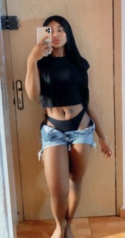 FOTOS CASERAS GUAPÍSIMA JOVEN VEN BÉSAME ME PONE CACHONDA
