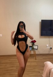 DULCE Y CARIñOSA Y COMO VES  MUY MUY GUAPA )))