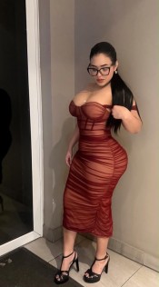 CALIENTE Y JUGUETONA