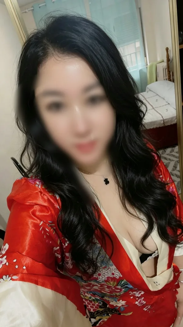 ASIáTICA SISSI 照片是我本人 SIN ENGAñO