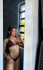 DAYANA NIÑA MUY COMPLETA