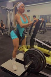 NENA  FITNESS GYM …TAMBIÉN SERVICIOS PAREJAS…. FIESTERA
