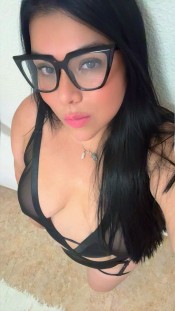BESOS CON LENGUA, MORREOS, CURVY PUTITA, VILAFRANCA DEL PENEDéS