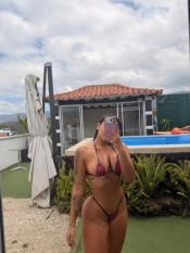 ZARA BELLA Y DELICIOSA!!