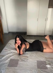 MARTINA , 𝑯𝑶𝑻 𝑩𝑰𝑮 𝑳𝑨𝑻𝑰𝑵 𝑩𝑶𝑶𝑻𝒀