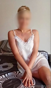 ESPAñOLA RUBIA, ALTA, DELGADITA MUY CON