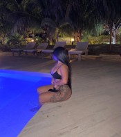 MóNICA UNA RICA FLAQUITA DISPONIBLE PARA TI