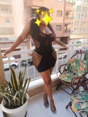 SARA COLOMBIANA DE 28 AñITOS  UN VOLCáN EN ERUPCIó