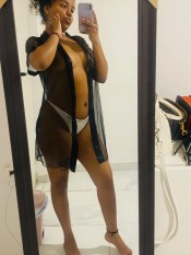 SEXY Y COMPLACIENTE CHIQUILLA EN ELDA