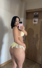 MORENITA HERMOSA, CUERPO VOLUPTUOSO