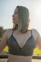 BELLA BRASILEÑA PURO MORBO Y VICIO