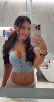 MAMADAS AL NATURAL GUAPÍSIMA JOVENCITA LORENA