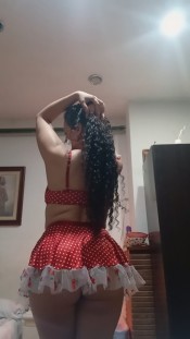 VOLVí MIS AMORES...! HERMOSA LATINA FIESTERA