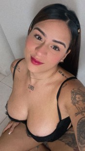 GUAPA IVóN CASTELLóN DE LA PLANA