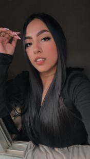 CHICA ARDIENTE DISPONIBLE 24/7