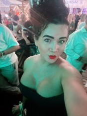 CIELO FEMENINA Y NINFOMANA GUARRA CUMPLO TODA FANTASÍA