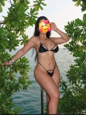 CALIENTE CARIñOSA FIESTERA
