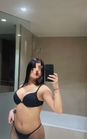 MARIANA DISPONIBLE EN ARROYO DE LA MIEL CON SITIO