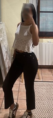 ESTOY LISTA PARA COMPLACER TUS DESEOS MáS íNTIMOS