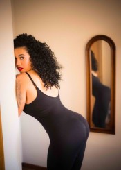 LAURA BRASILEÑA SENSUAL, CALIENTE MASAJISTA EROTICA