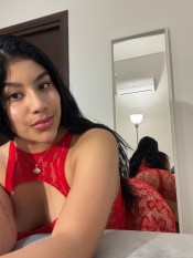 VALERIA JOVENCITA RECIEN LLEGADA LA CIUDAD