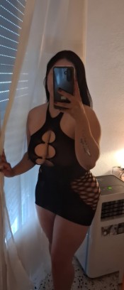 ELCHE   LATINA JOVEN DULCE PERO CACHONDA