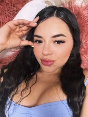 DANIELA MIEL QUE SUSURRA AL OíDO