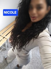 COLOMBIANA MORENITA Y CALIENTE EN VALLECAS