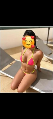 PERRA ARDIENTE  DISPUESTA A TU CUERPO
