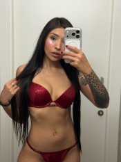 EMMA  EXOTICA Y APASIONADA